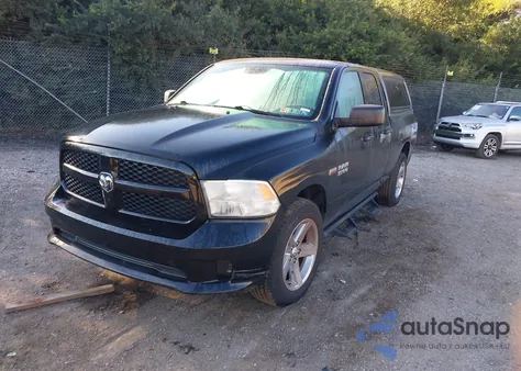 2015 Ram 1500 Express z USA, uszkodzony, nr VIN 1C6RR7FT8FS595272